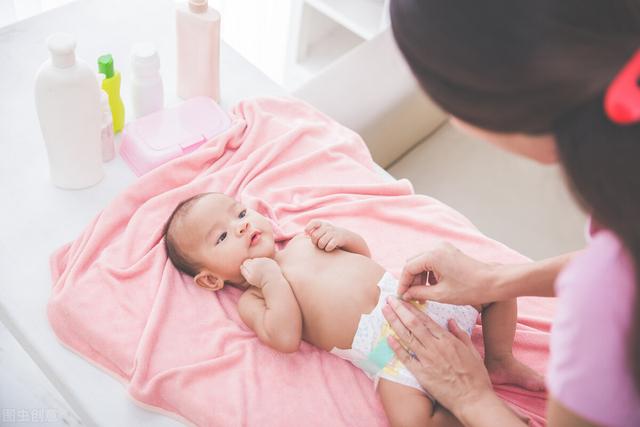 两个月婴儿大便有泡沫是什么原因（6个月婴儿大便有泡沫是什么原因）
