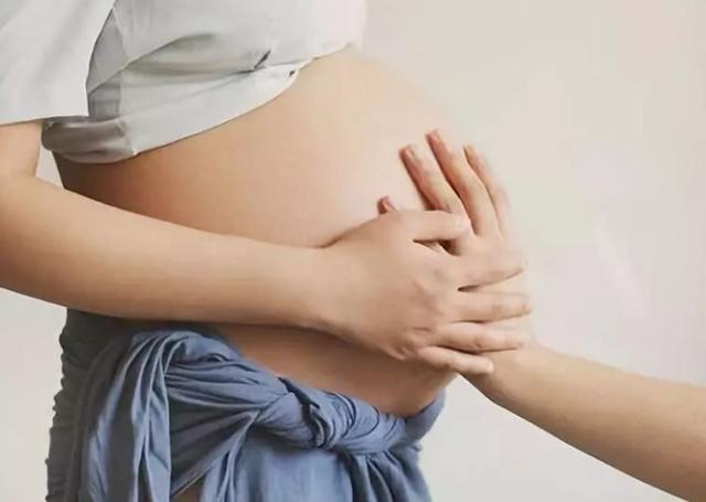 怀孕后体内雄性激素高,怀男宝（怀男孩雄性激素对孕妇有哪些症状）