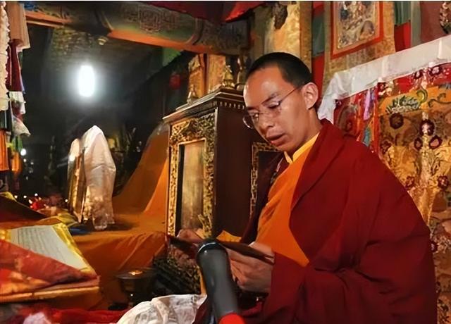 西藏敬仰的最高活佛(十世班禅)