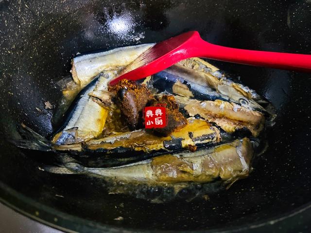 煎秋刀鱼（煎秋刀鱼最简单的做法）
