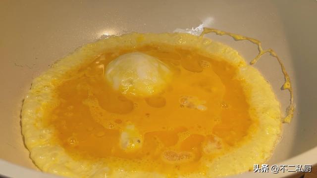 青椒炒鸡蛋,青椒炒鸡蛋的家常做法