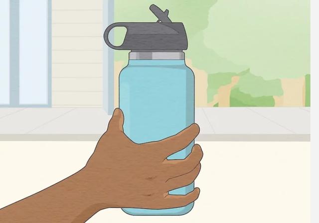 为什么喝足够的水很重要？(每天喝一加仑水可以吗)